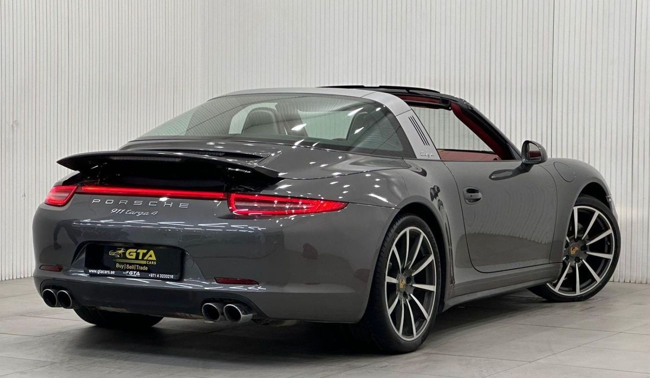 بورش 911 Targa 4 3.4L 2015 Porsche 911 Targa 4, Full Service History, Excellent Condition, GCC