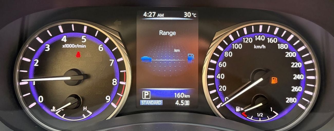 Infiniti Q50 Premium 3.7L