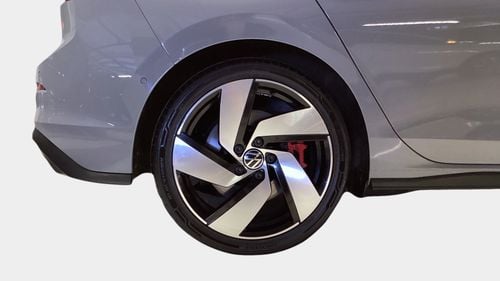 Volkswagen Golf GTI - Cloth | Guaranteed Warranty | 0 Down Payment