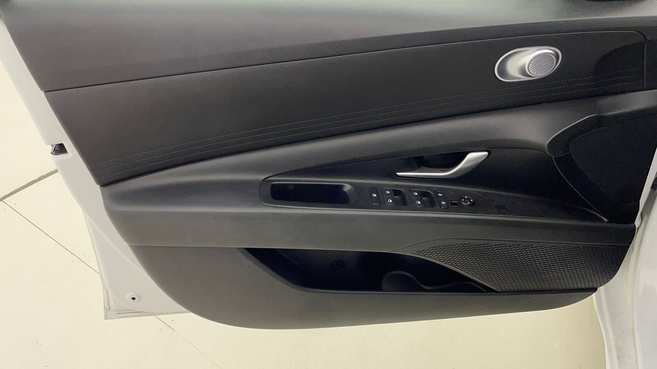 Hyundai Elantra SMART 1.6 | Zero Down Payment | Home Test Drive