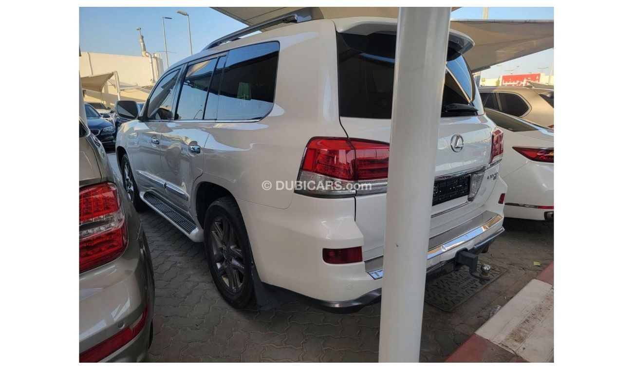 Lexus LX 570