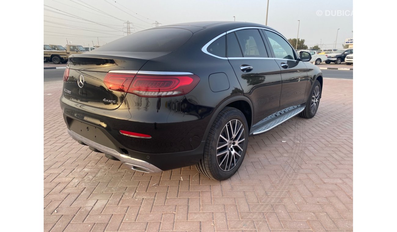 مرسيدس بنز GLC 300 2021 2.0L GLC300 FOR LOCAL AND FOR EXPORT