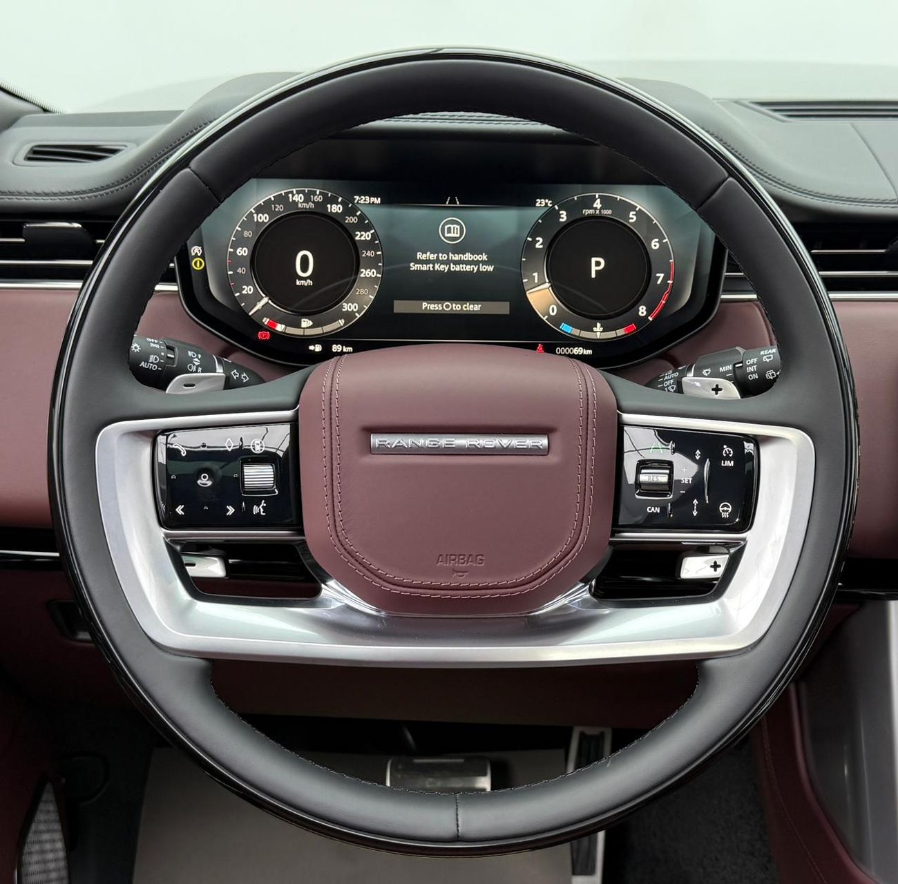 لاند روفر رينج روفر LWB Autobiography P530 4.4L 2025 Range Rover Autobiography P530,Warranty ,Excellent Condition ,Canad