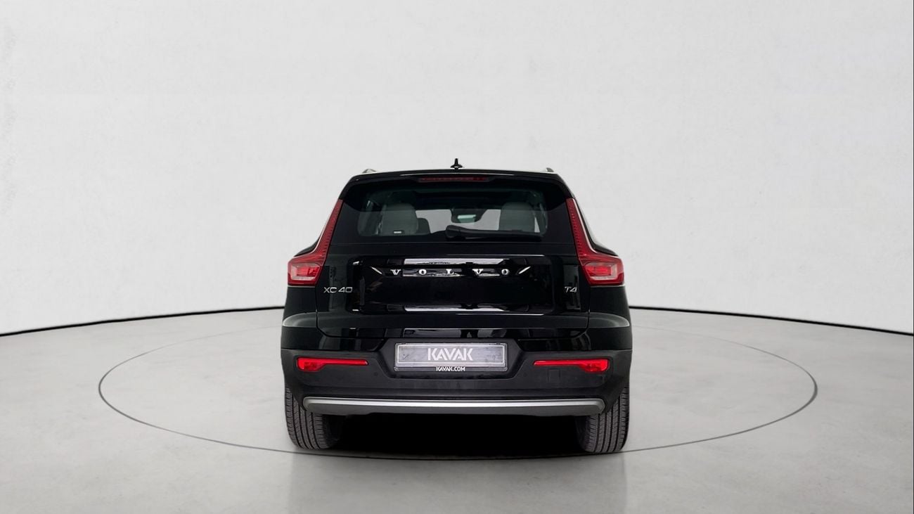 Volvo XC40 T4 Momentum | upto AED 20,000 Ramadan Discount | Guaranteed Warranty | 0 Down Payment