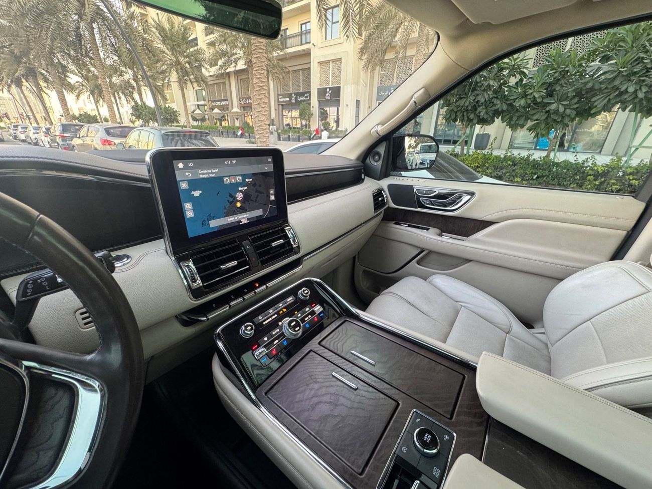 لينكولن نافيجاتور Presidential 3.5L