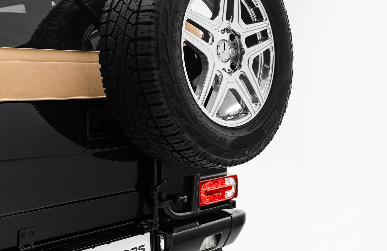 Mercedes Maybach G 650 6.0L V12 Biturbo Engine