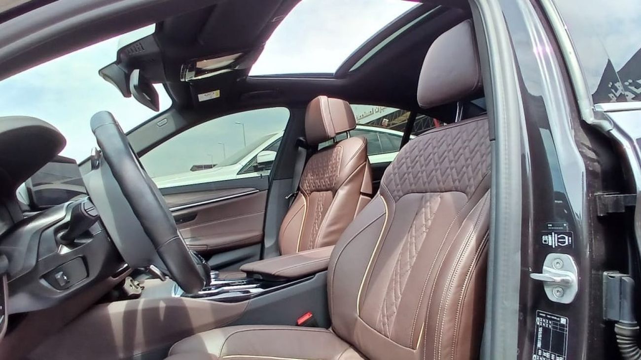 BMW 530i bmw 530i x drive 2021