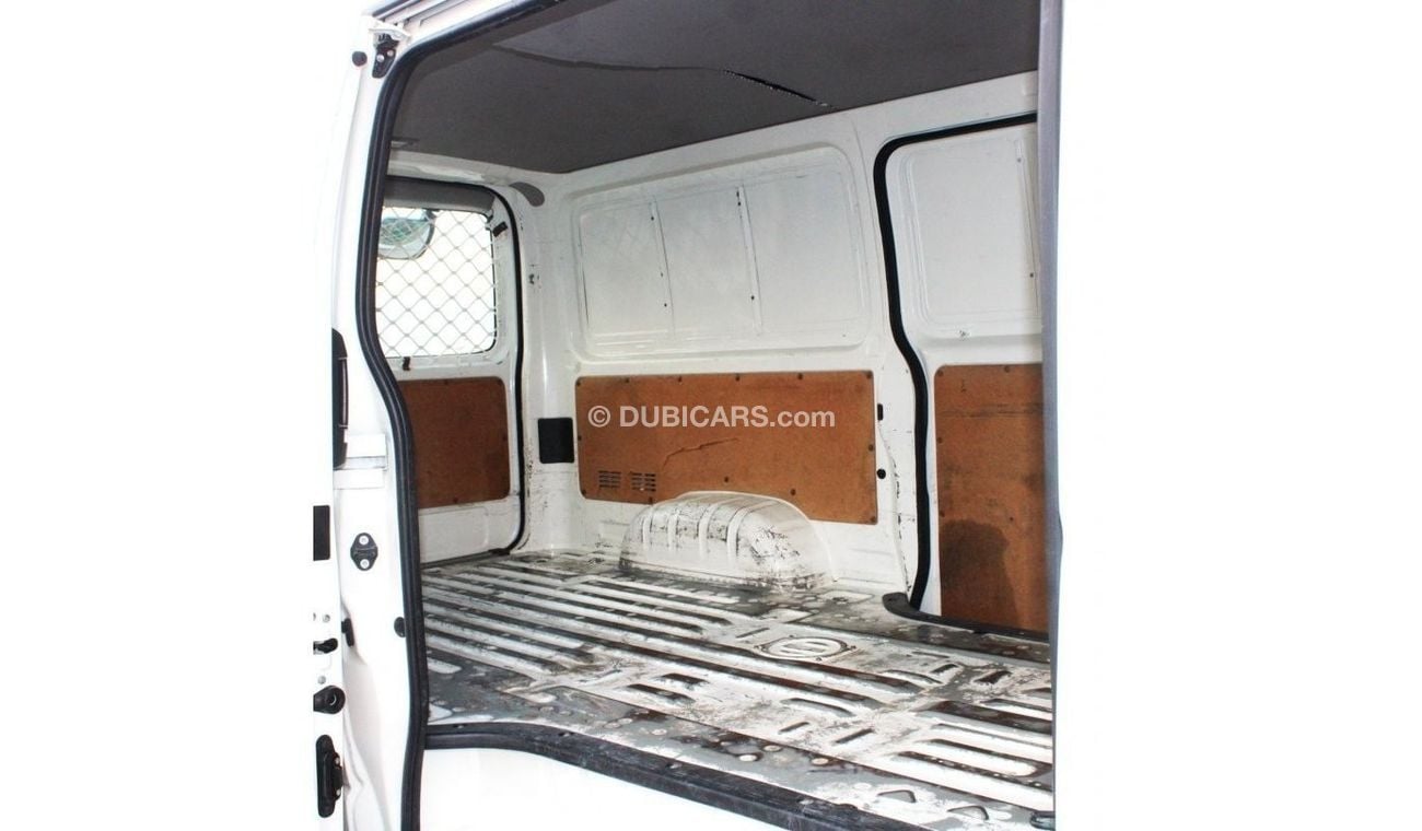 تويوتا هاياس GL - Std سقف تويوتا هايس 2020 فان خليجي بحالة ممتازة