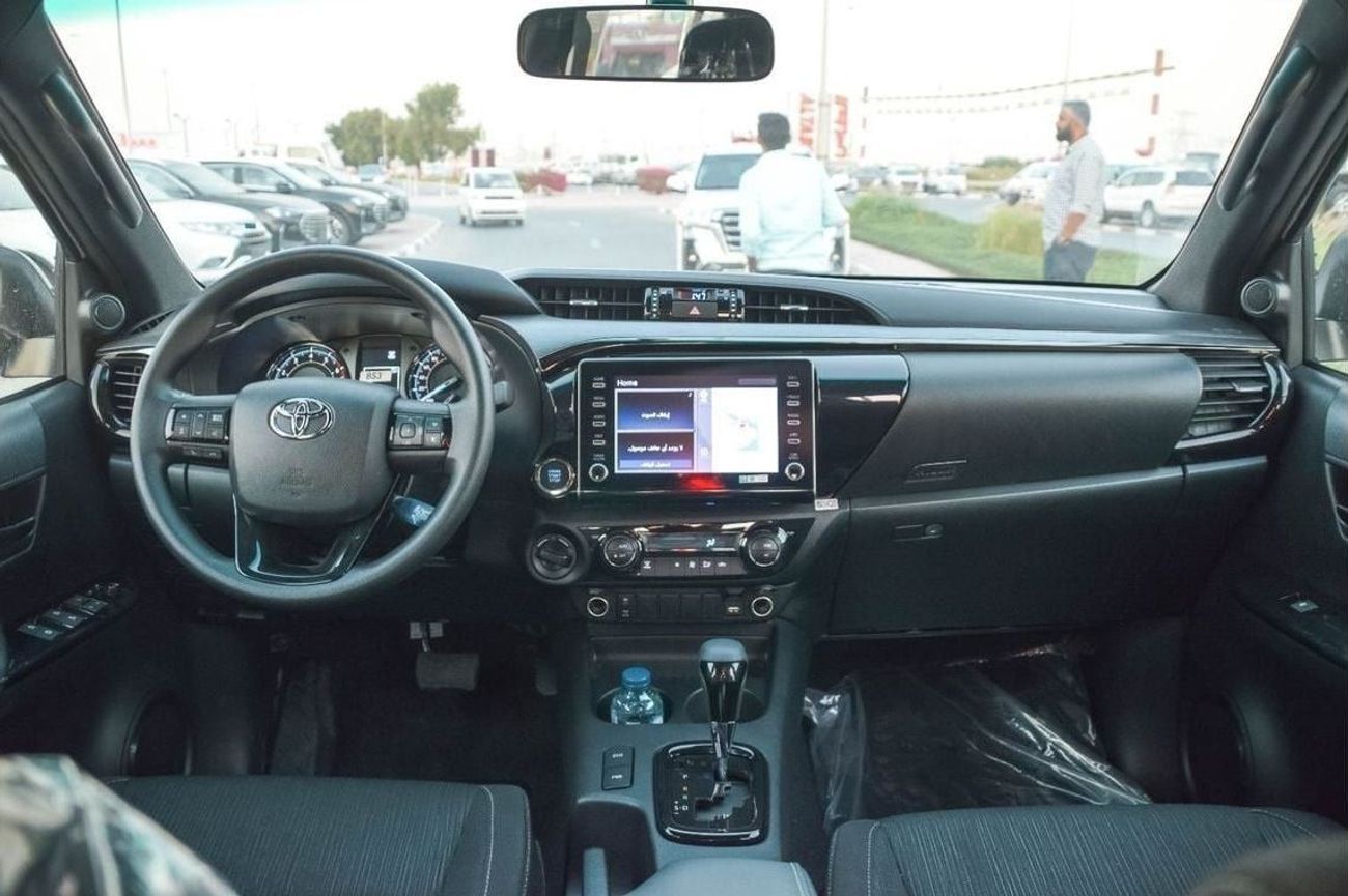 Toyota Hilux TOYOTA HILUX ADVENTURE 4.0L V6 AT 4WD PICKUP 2025