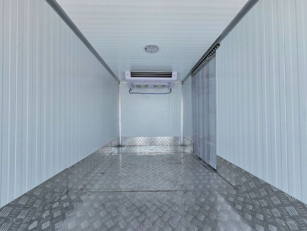 كيا بونغو KIA Bongo K4000 3.0L Turbo Diesel, Pick-up Truck, Dual Compressor -18° to 10° C With Side Door,