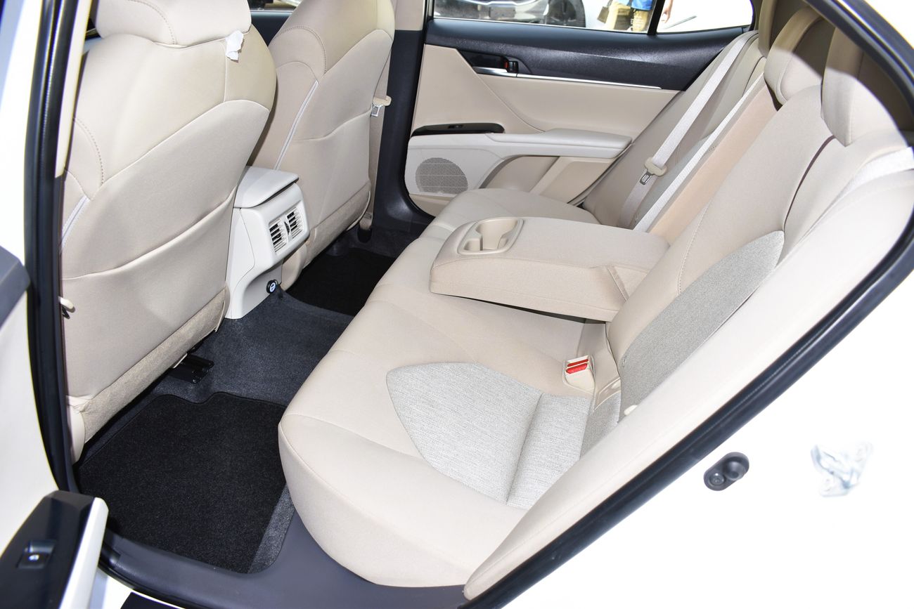 Toyota Camry AED 1119 PM | 2.5L LE GCC DEALER WARRANTY