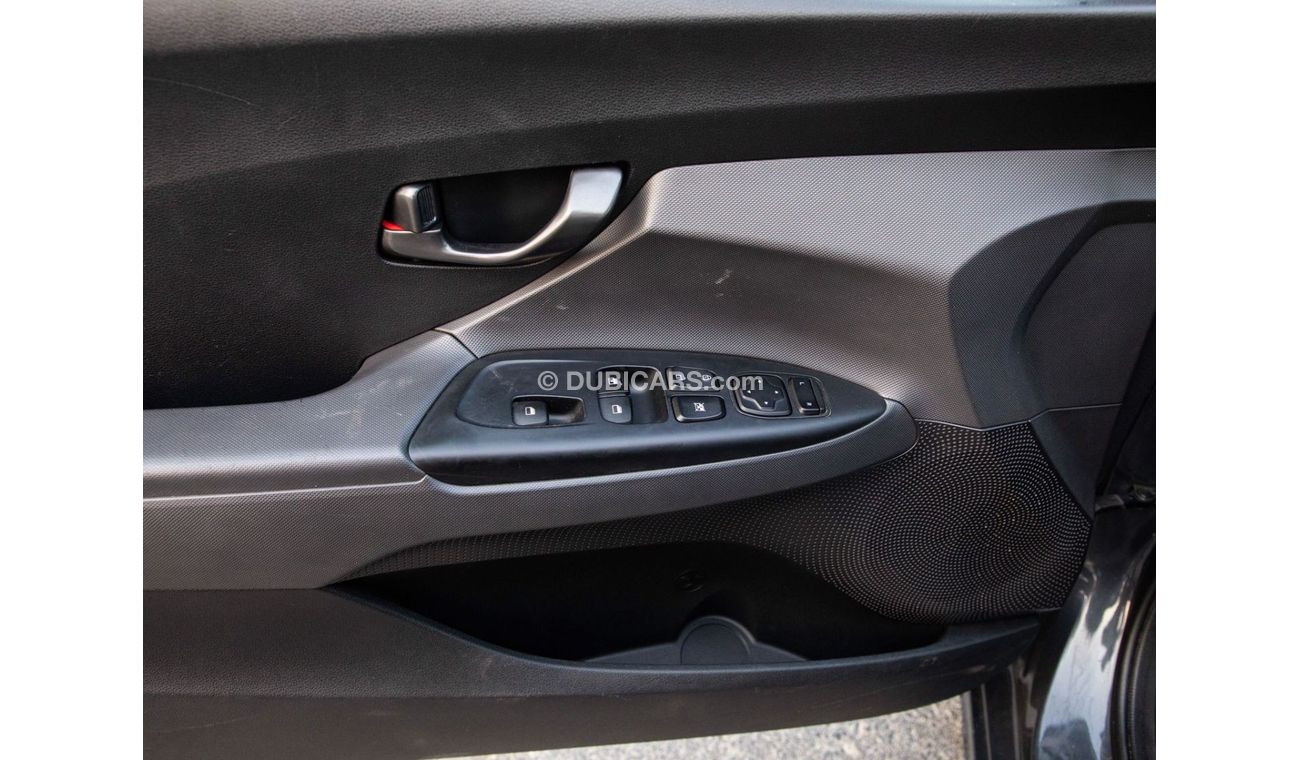 Hyundai Veloster Std