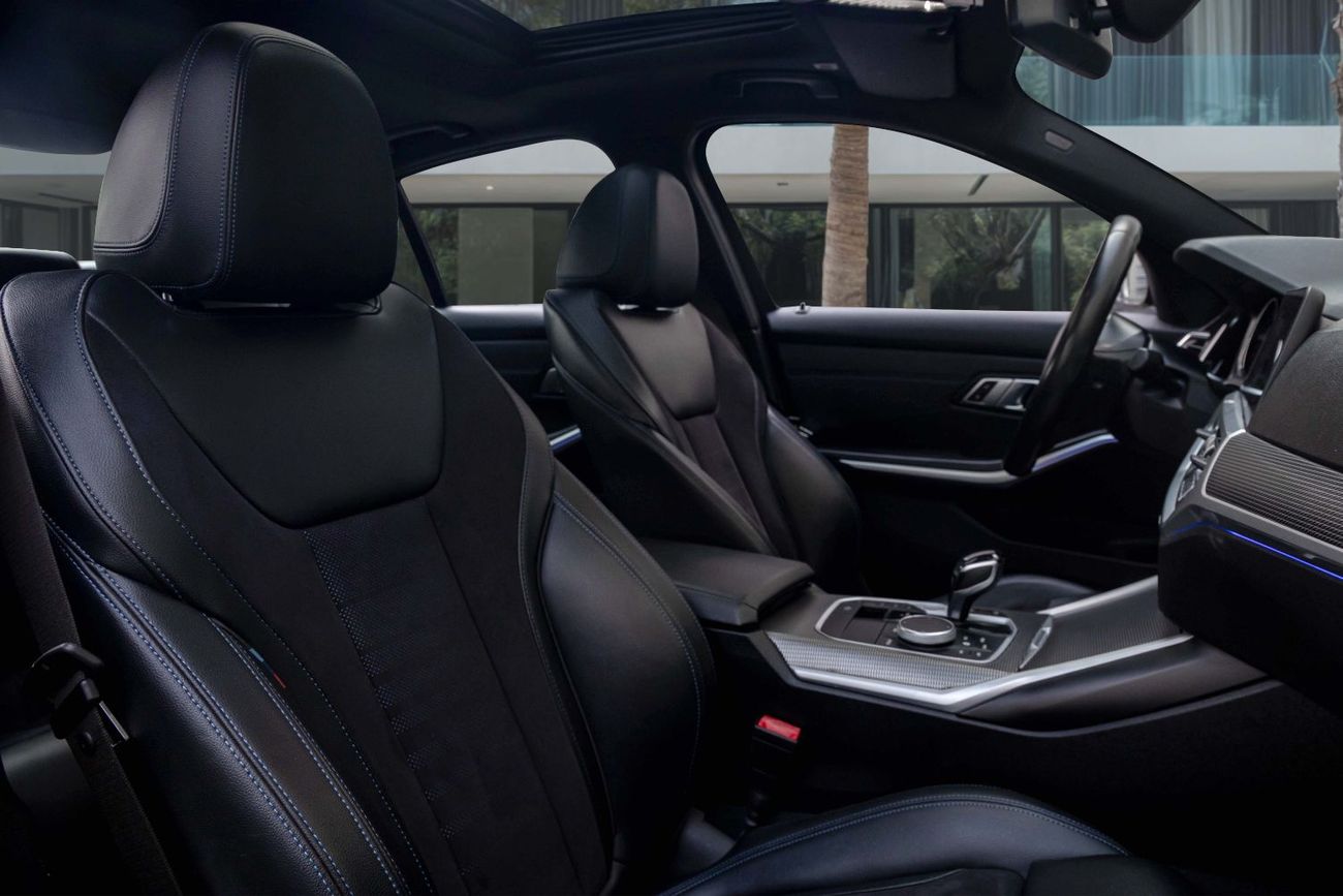 BMW 320i 320i M-Sport | 1,821 P.M | 0% Downpayment | Full Agency History!