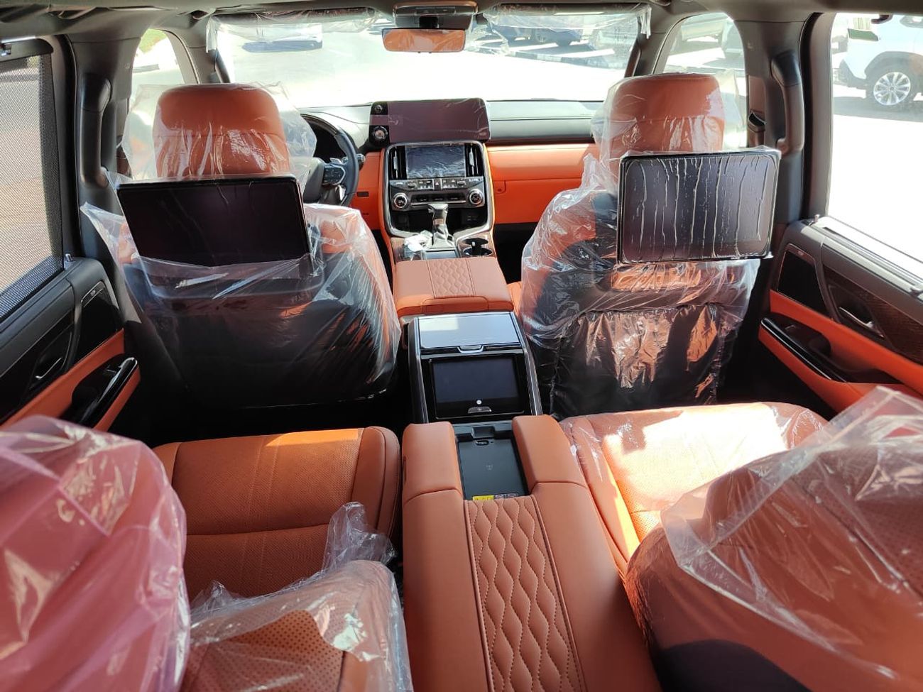 Lexus LX 600 Lexus LX 600 3.5L VIP 4 Seater 2024