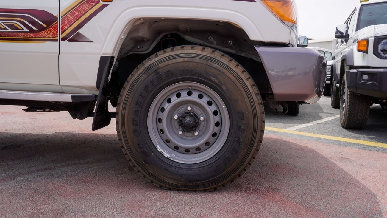 Toyota Land Cruiser Pick Up