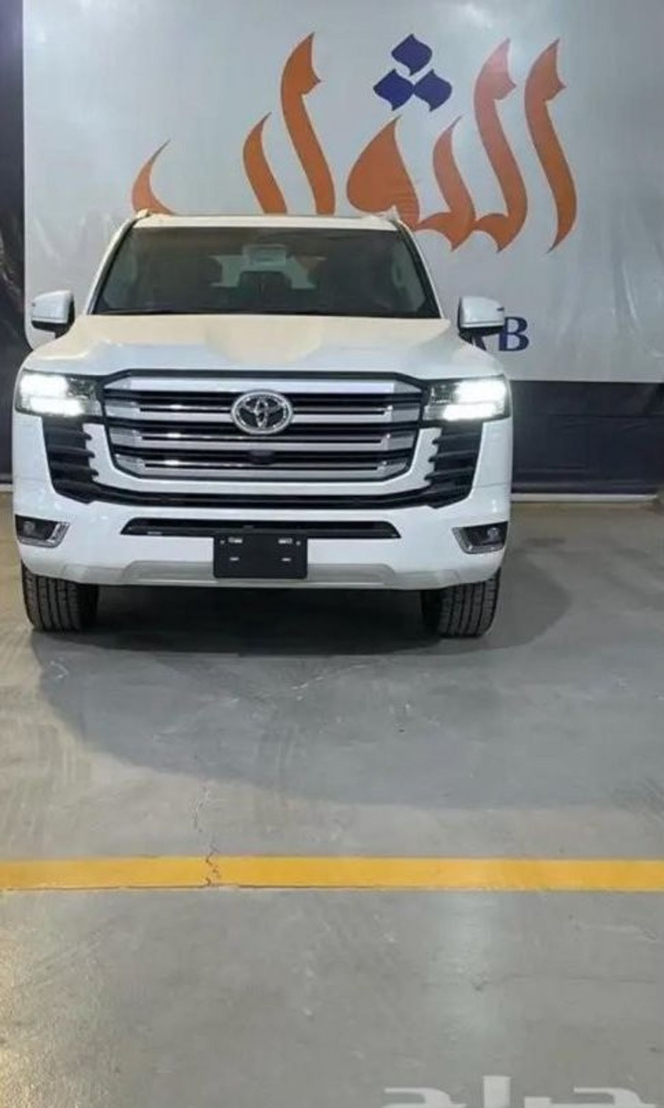 Toyota Land Cruiser 3.5L TWIN TURBO GXR 2024 GCC