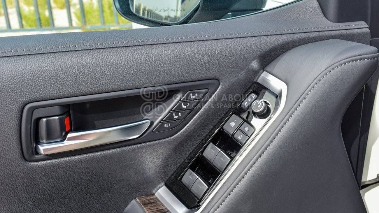 Toyota Land Cruiser VX 3.3L