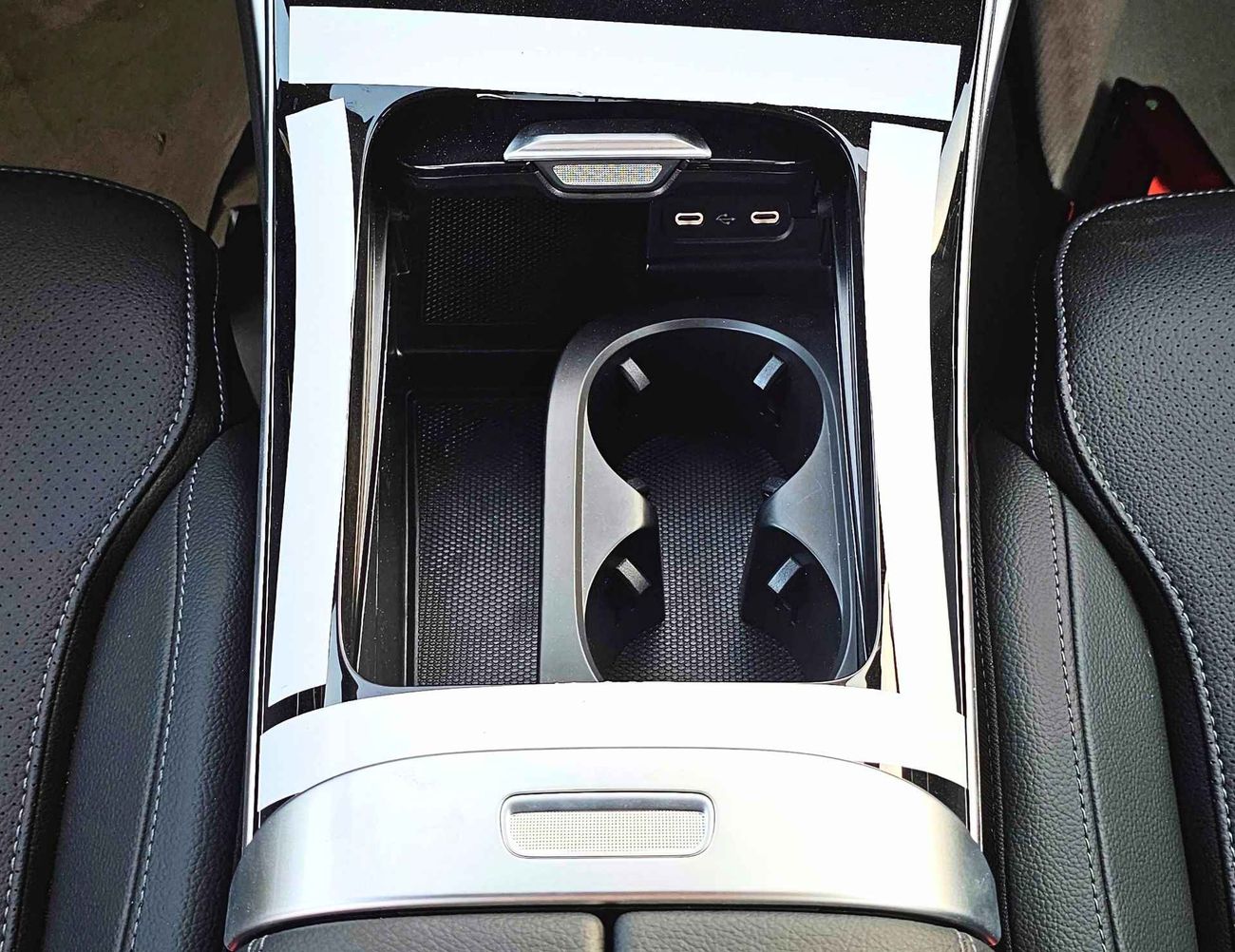 مرسيدس بنز C 200 | 1.5L | TURBO SPORT EDITION | 360* CAMERA | LEATHER SEATS | FULL OPTION (CODE#C200L)