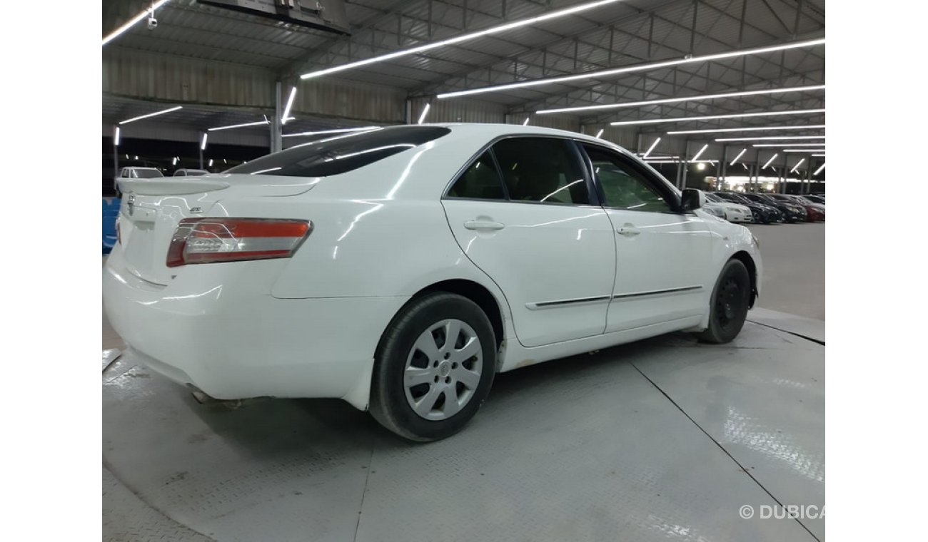 Toyota Camry 2.4L (Lot#: 1684)