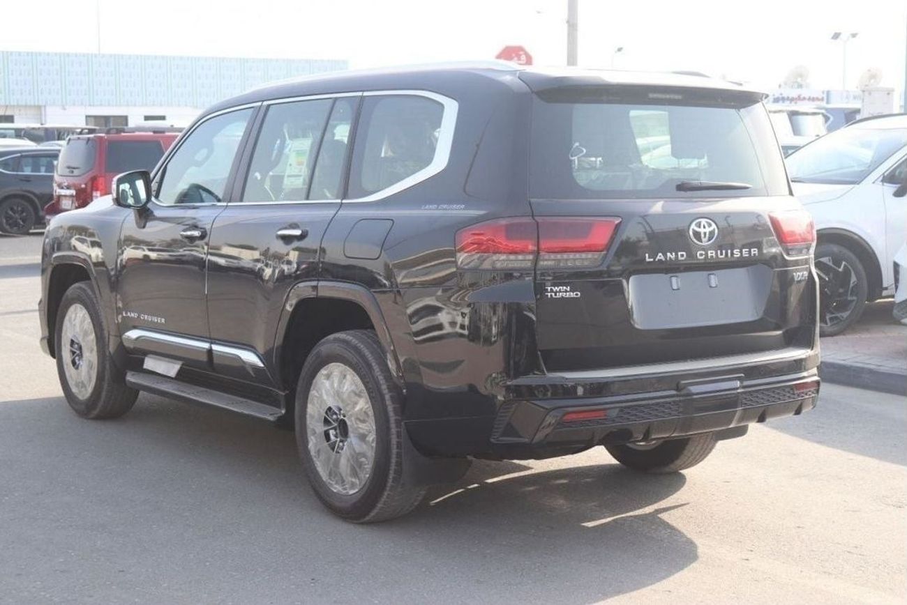 تويوتا لاند كروزر 3.5L VXR, PETROL, 4WD, SUNROOF, ELECTRIC SEAT, LEATHER SEAT, FULL OPTION, MODEL 2024 FOR EXPORT ONLY