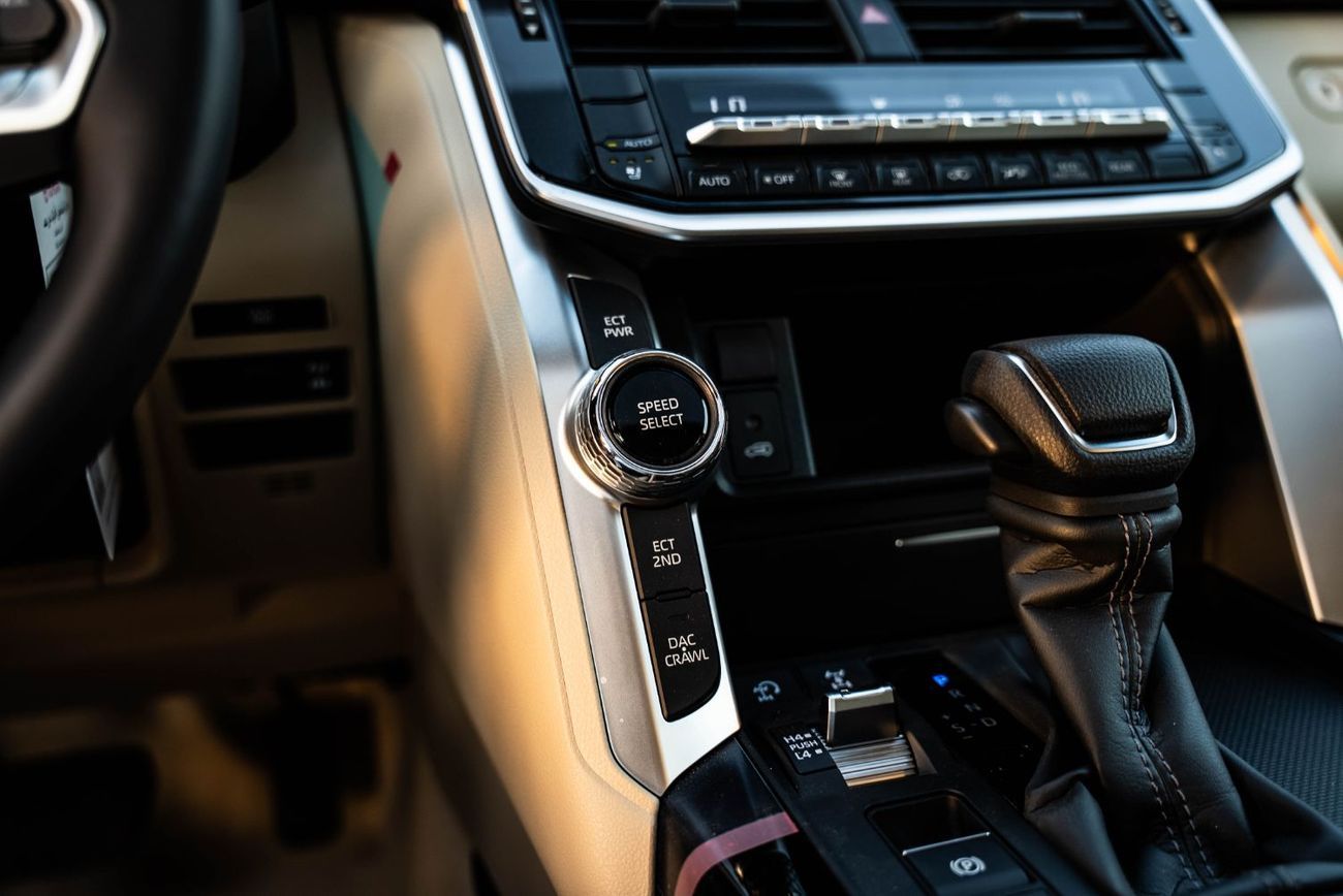 تويوتا لاند كروزر GXR 4.0L