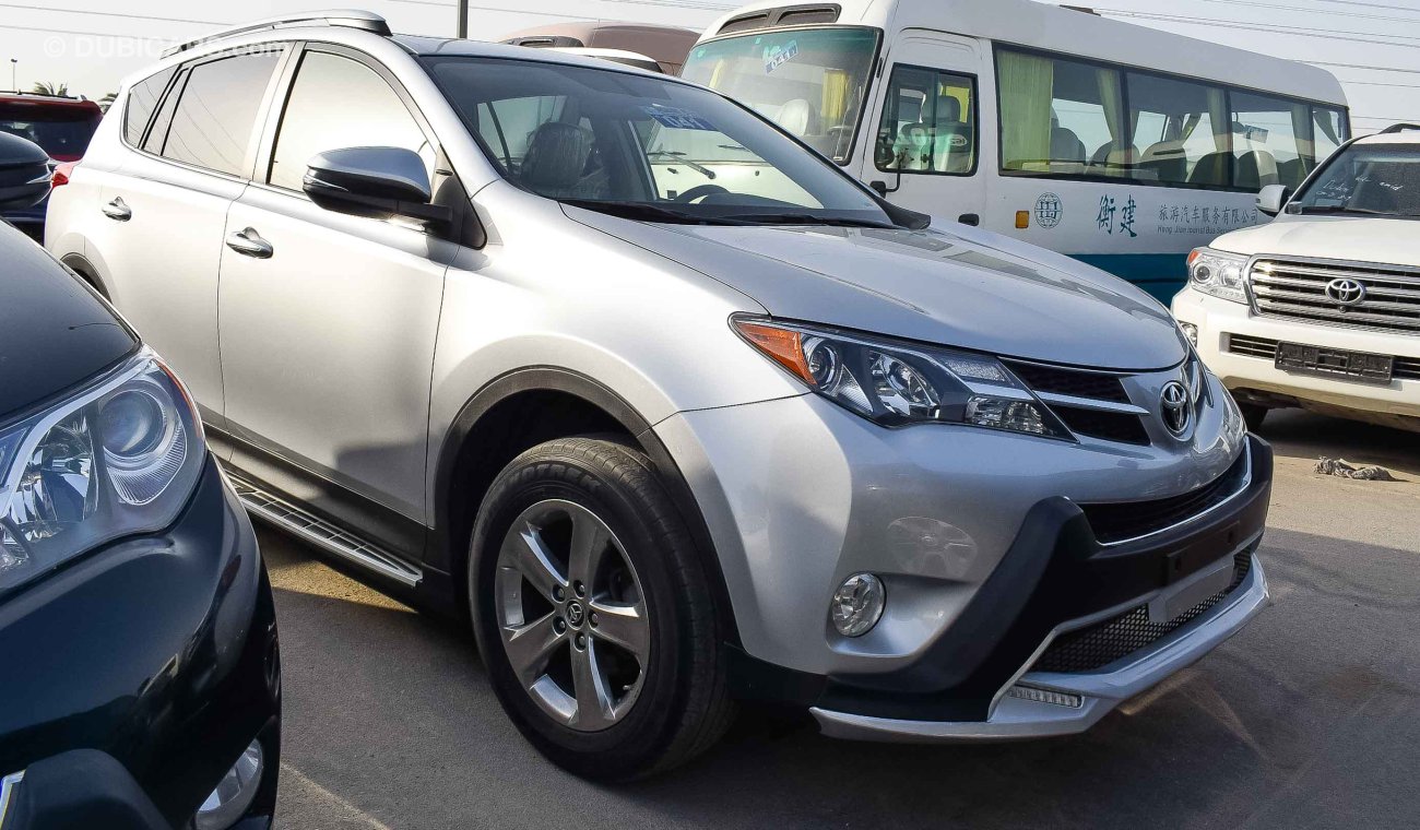 Toyota RAV4 XLE AWD