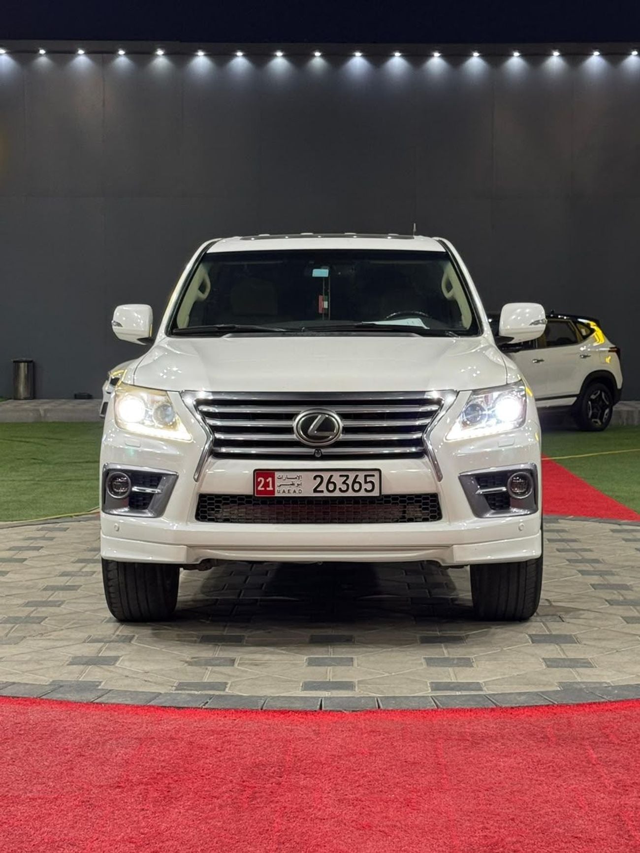 Lexus LX570 PLATINUM