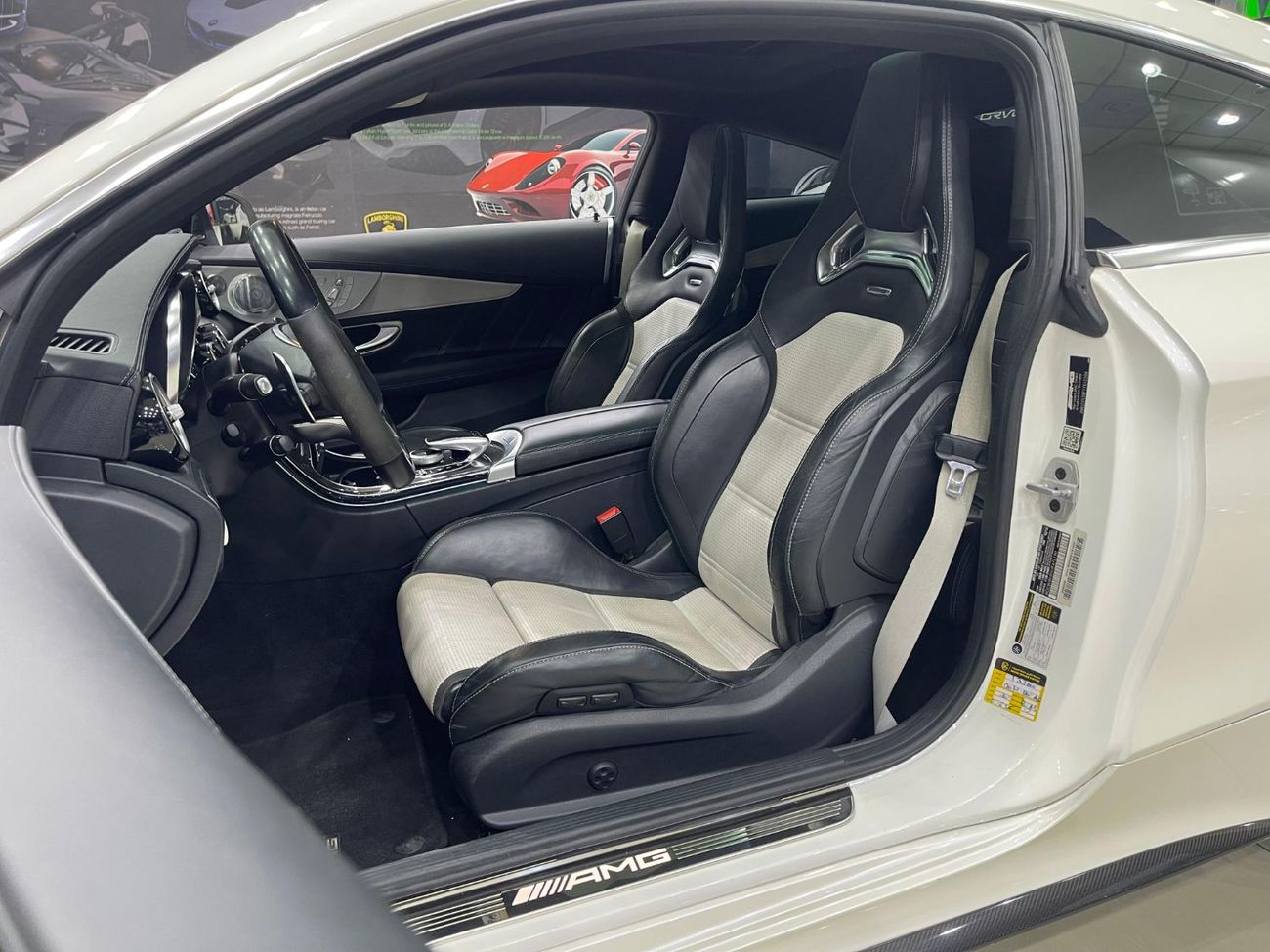 Mercedes-Benz C 63S AMG Std 4.0L Coupe