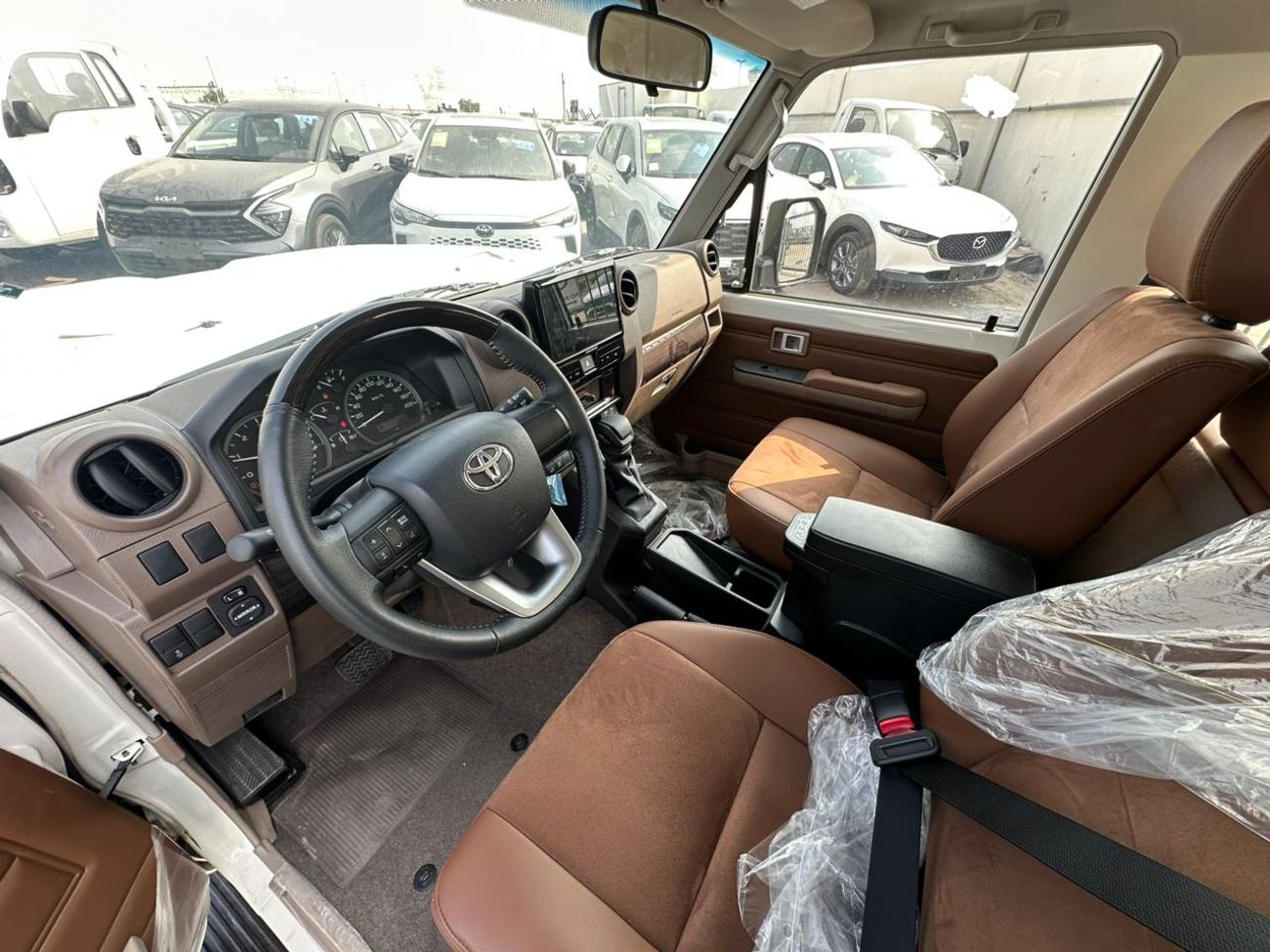 تويوتا لاند كروزر 70 LAND CRUISER LC71-Z 2.8 A/T DSL