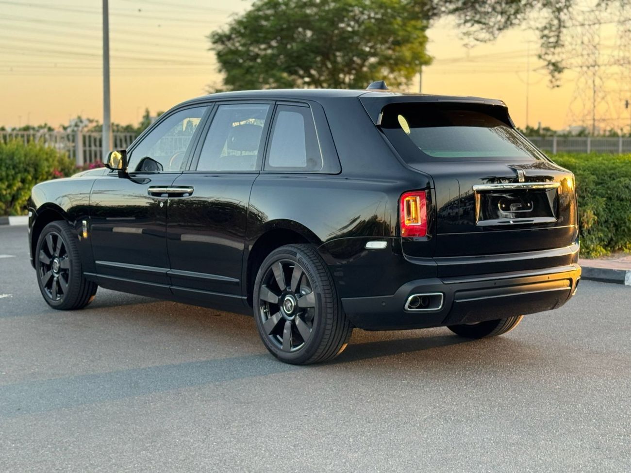 رولز رويس كولينان BLACK BADGE GCC SPEC BRAND NEW