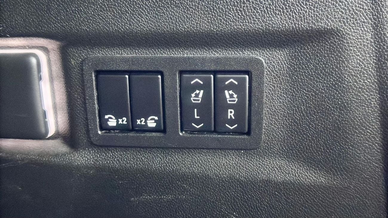 شيفروليه تاهو Tahoe Z71 full option banuramic V8 5.7 warranty one year