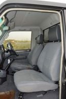 Toyota Land Cruiser Pick Up single cube 4.5 L, perfect inside and outside
