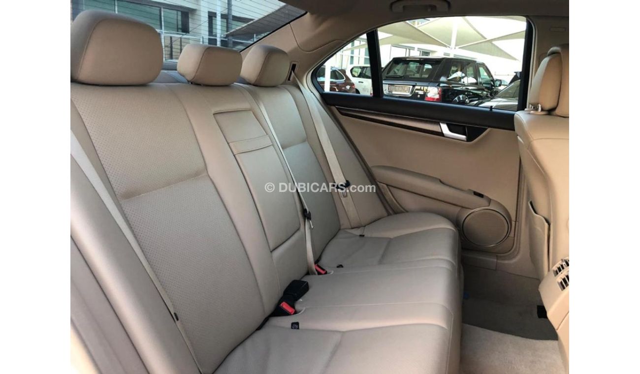 Mercedes-Benz C 200 Mercedes Benz C200 model 2012  GCC car prefect condition full option low mileage sun roof leather s