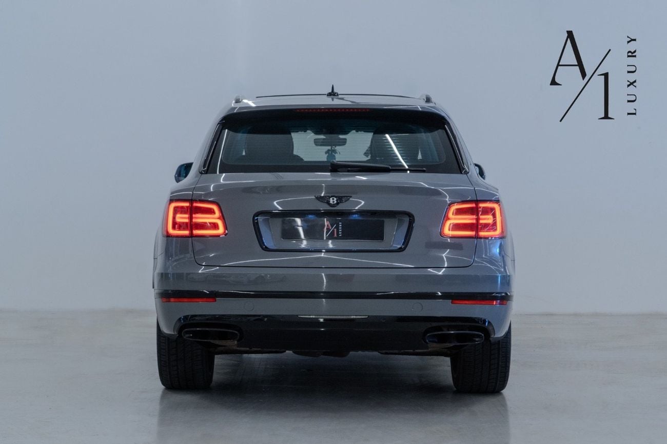 بنتلي بينتايجا W12 2017 Bentley Bentayga W12, With Full Service History, Excellent Condition, GCC Specs