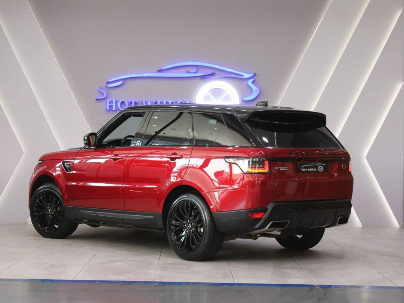 Land Rover Range Rover Sport - SE | GCC Specs