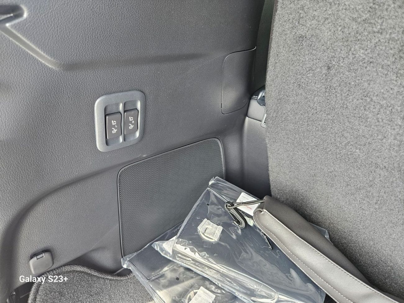 Lexus TX 350 2024 LEXUS TX350 2.4L PETROL EXECUTIVE 7 SEATER WITH MARK LEVINSON SPEAKER