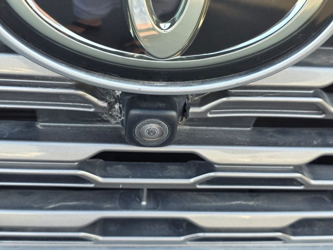 تويوتا راف ٤ EXPORT ONLY 2.0 ENGINE PETROL ENGINE 2WD FULL OPTION RAV4 CRUISER