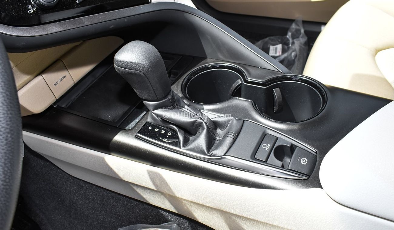 تويوتا كامري LE 2.5L