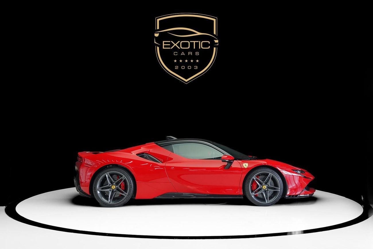 فيراري SF90 ستراديل STRADALE