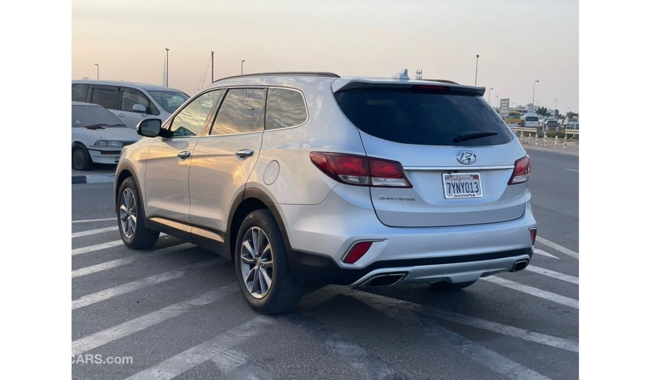 هيونداي جراند سانتا في *Offer*2017 Hyundai Santa Fe Grand 7 Seater / EXPORT ONLY / فقط للتصدير