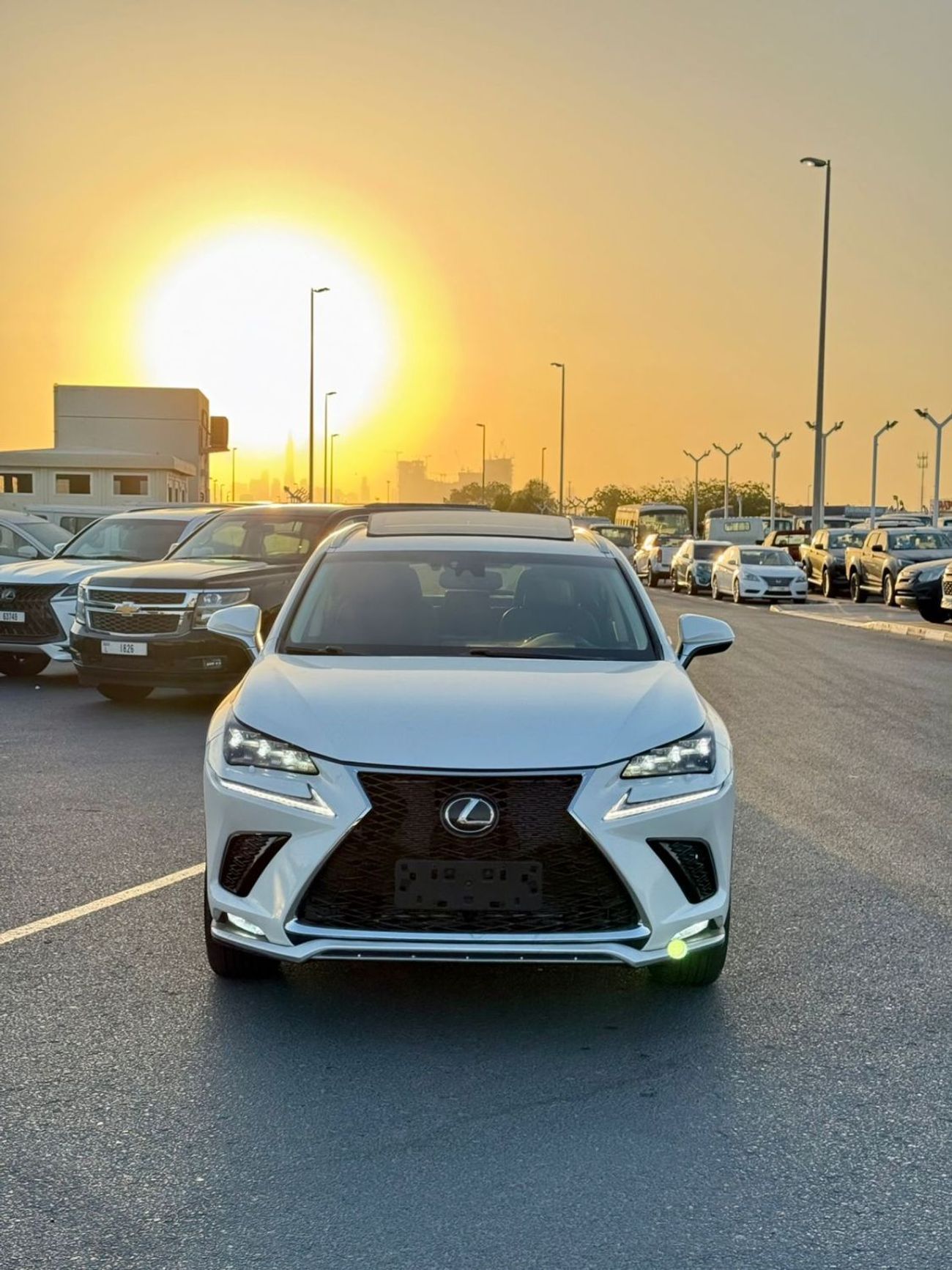 Lexus NX200t LEXUS NX200T - SPECIAL EDITION - WHIT HEAD UP DISPLAY