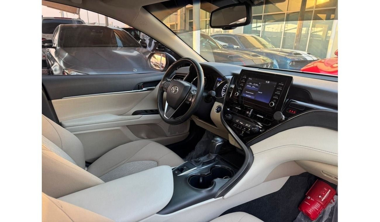 Toyota Camry SE+ 2.5L