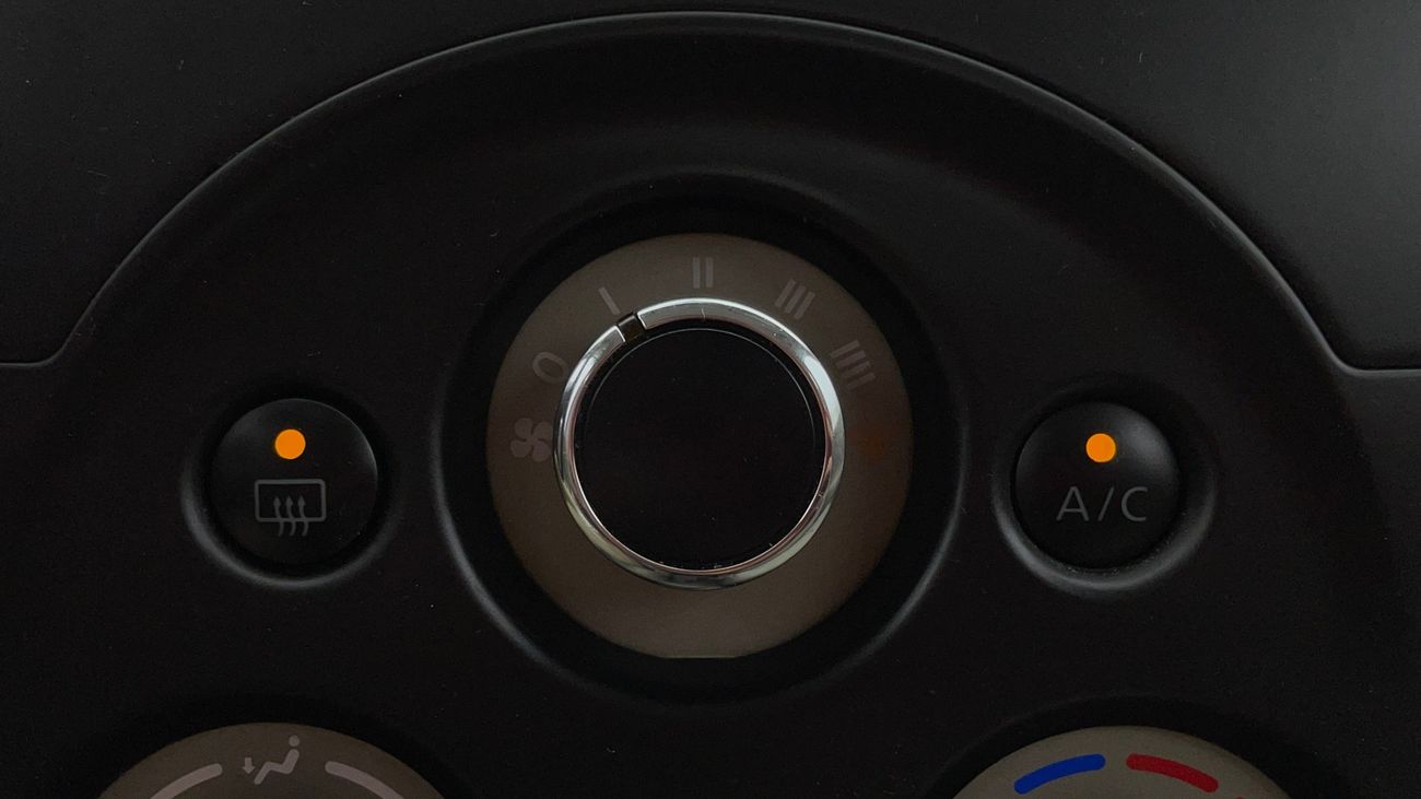 Nissan Sunny SV 1.5 | Zero Down Payment | Home Test Drive