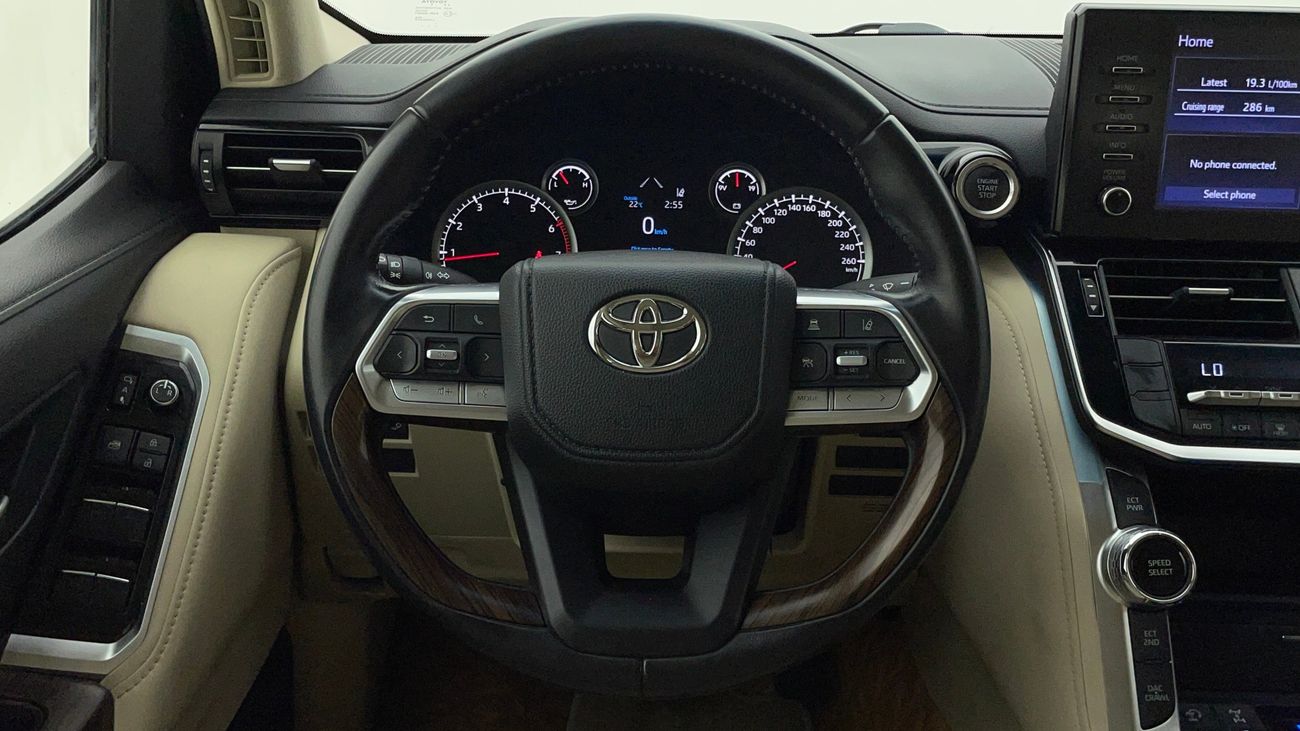 تويوتا لاند كروزر GXR 4 | بدون دفعة مقدمة | اختبار القيادة في المنزل