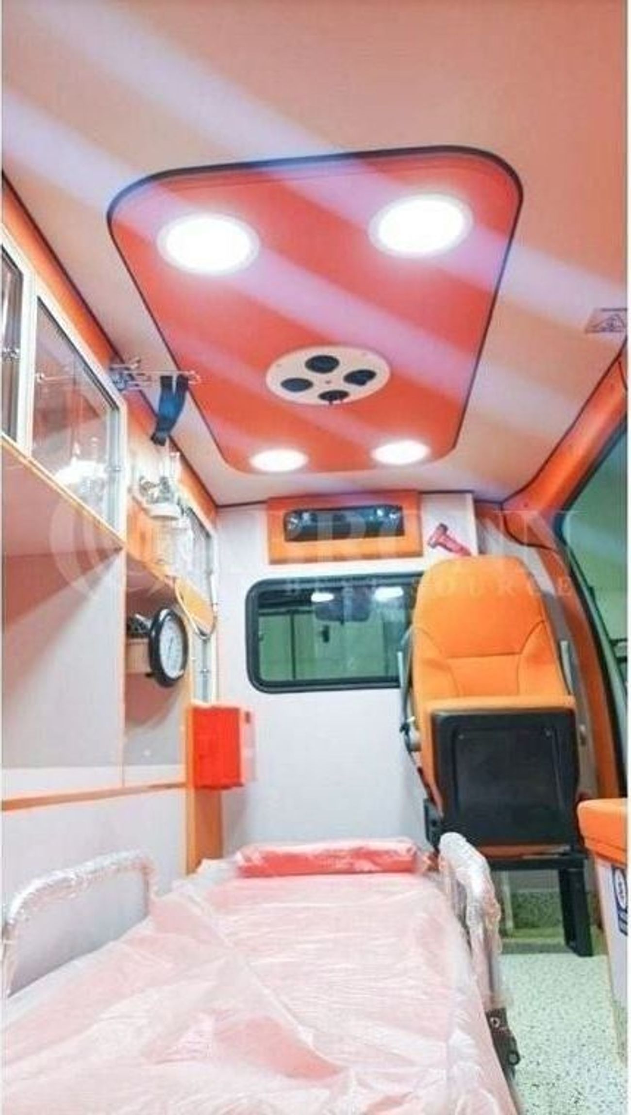 Hyundai Staria Hyundai Staria Ambulance Model 2024 Petrol