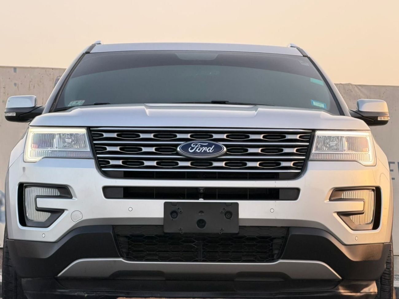 Ford Explorer top-of-the-line model, fully loaded with panoramic
