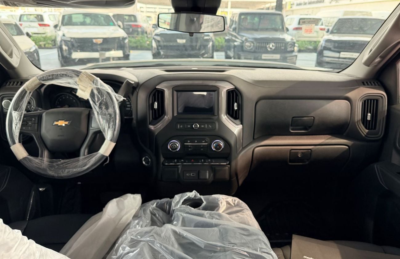 Chevrolet Silverado V8 5.3L AWD GCC Specification