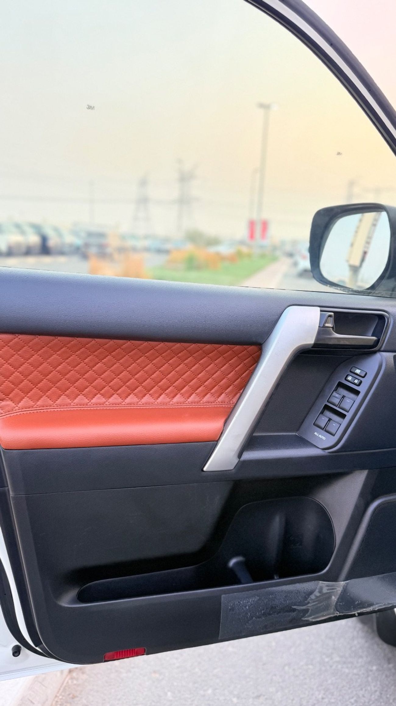 تويوتا برادو 2017 VXR V4 Full Option Top Of The Range Very Clean And Perfect condition