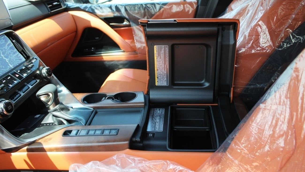 لكزس LX 600 LEXUS LX600 3.5L KURO AT (Export and Local)