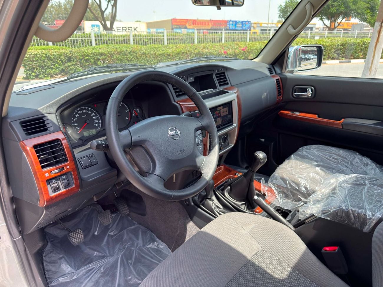 Nissan Patrol SUPER SAFARI HT **2024**GCC SPEC NEAT AND CLEAN